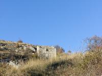 Entre Lauche et St Martin (Vallée du Jabron)  Pigeonnier en ruine