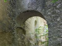 Abbaye ND de Lure  Bases de l'église à l'Est ...