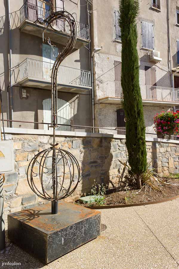 th-blum-point-interrogation-1.jpg - Thierry Blum - Le Point d'Interrogation