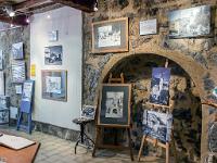 "Sisteron d'Hier et d'Aujourd'hui"  Dessins Karine Villard - Photographies Foulon Jean-Marc - Galerie L'Atelier Sist'Arts - Sisteron - Mai 2016