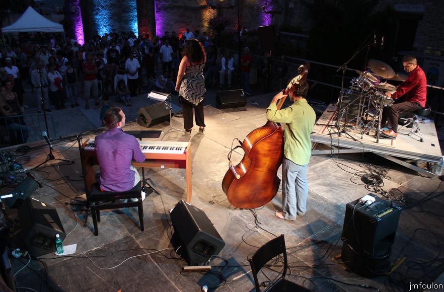 sudden-02web.jpg - Sudden