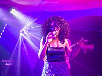 FOX Café-Concerts - Bijoux Sinda