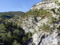 Gorges de Saint-Génis  Vue sur le sommet de Revuaire au niveau du Coulet