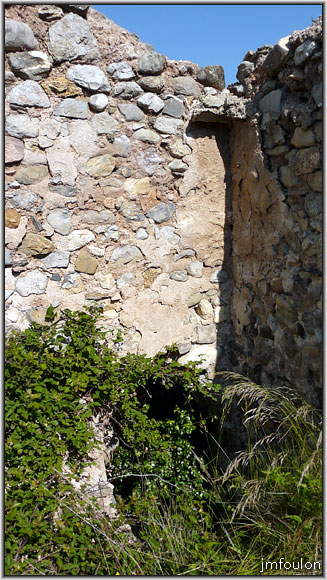 arzelier-village-32.jpg - Ville Vieille - Angle Nord-Ouest de la même batisse