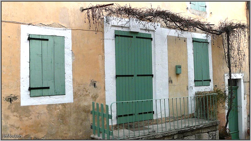 banon-bas-54bweb.jpg - Façade rue de la Bourgade (1827)
