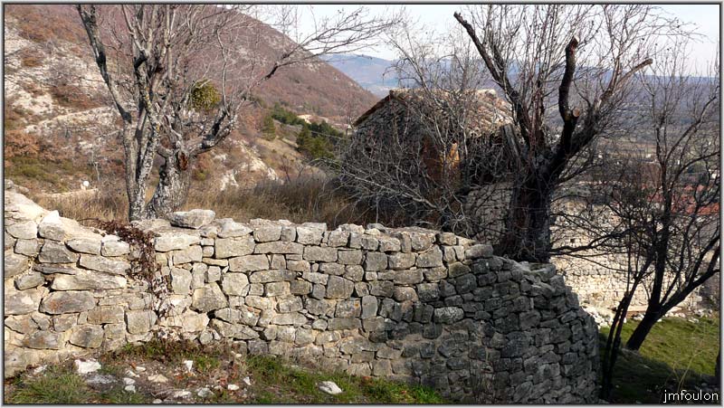 banon-129web.jpg - Plus au sud se trouve un enclos