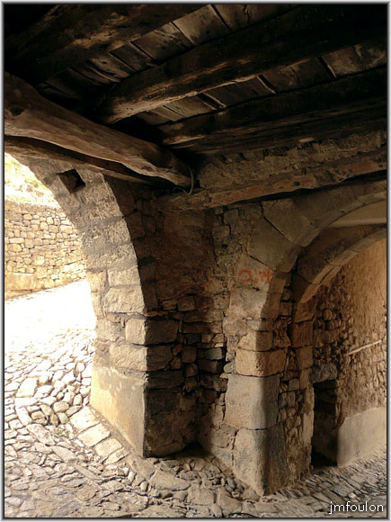 banon-38web.jpg - Vue sur la sortie du passage vers l'ouest