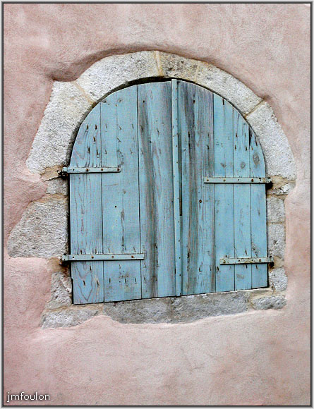 banon-45web.jpg - Rue des Arcades - Fenêtre