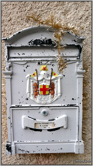 banon-58web.jpg - Détail de la boite aux lettres. Originale ! ...