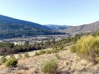 Barret sur Méouge - Hautes Alpes  Vue sur la vallée et la partie Est du village