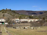 Barret sur Méouge - Hautes Alpes  Autre vue sur le village