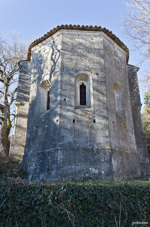 carluc-03-2.jpg - Le chevet pentagonal de la chapelle Notre Dame