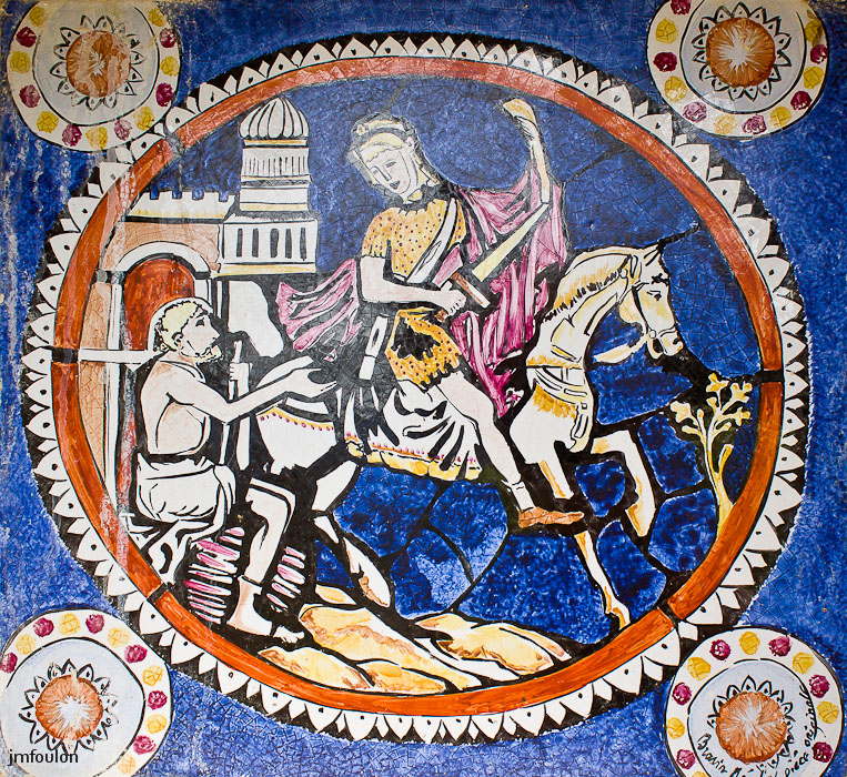 castellane-nd-roc-008.jpg - Détail de la scène dans la niche