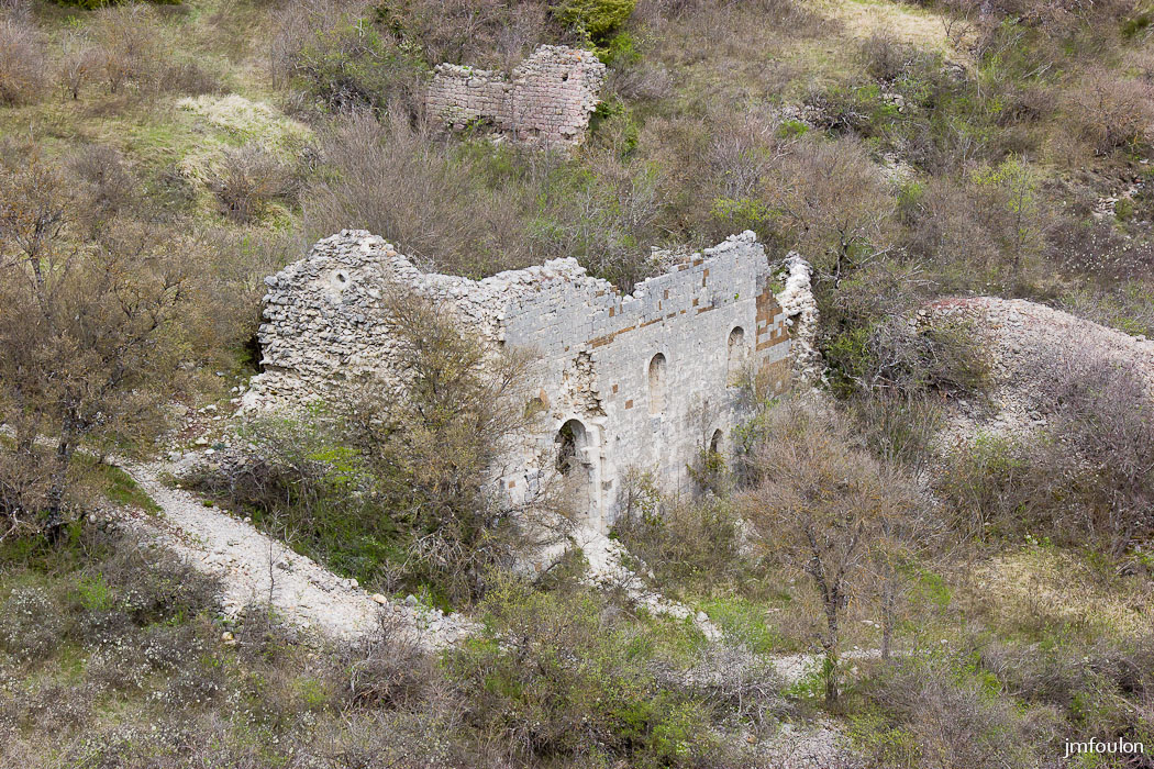 castellane-nd-roc-069.jpg - Vestiges de la chapelle Saint André