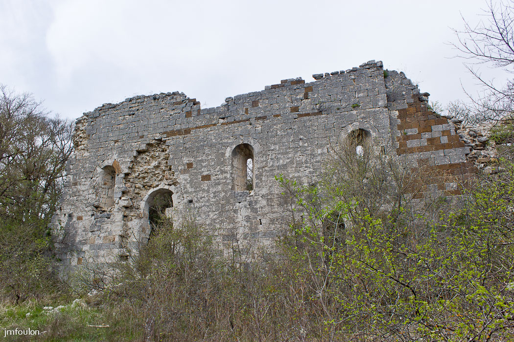 castellane-nd-roc-070.jpg - Vestiges de la chapelle Saint André