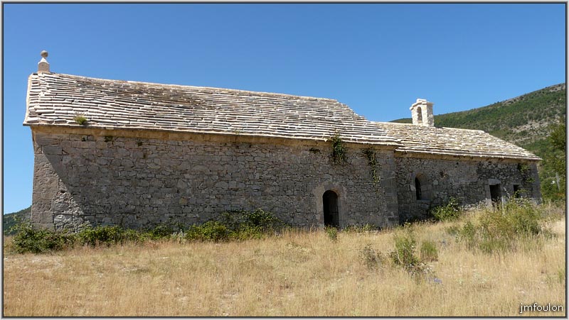 st-claude-02web.jpg - Nous y voici. Façade est de l'édifice