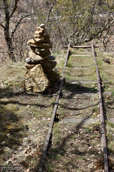 st-donat-haut-41web.jpg - St Donat le Haut - Sortie du tunnel à l'Ouest (autre vue)