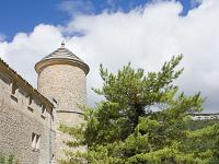 chateau-javon-004-2  Château de Javon - Vue sur la tour Nord/Est