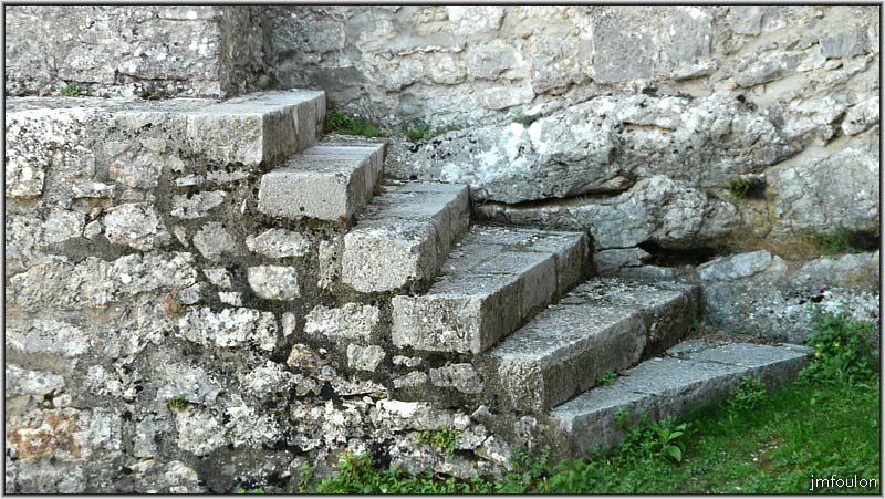 cita-106web.jpg - L'escalier de plus près