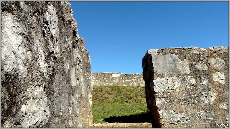 cita-70web.jpg - Descendons voir ! ...