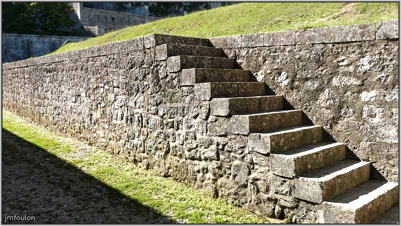 cita-90web.jpg - Contrescarpe