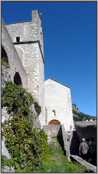 cita-209web.jpg - Accès à  la chapelle