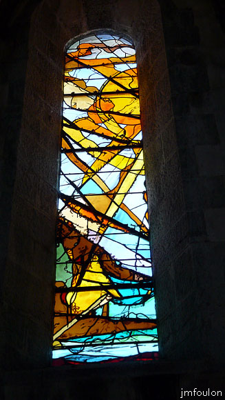 cita-219web.jpg - Vitrail du maître-verrier Claude Courageux