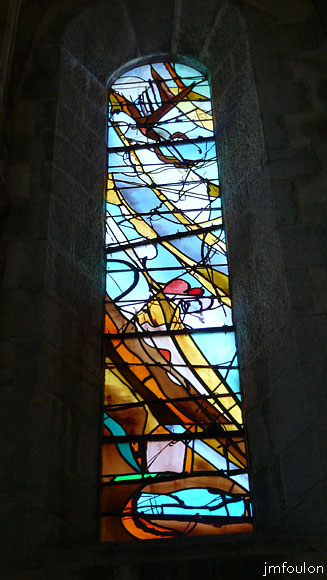 cita-220web.jpg - Vitrail du maître-verrier Claude Courageux