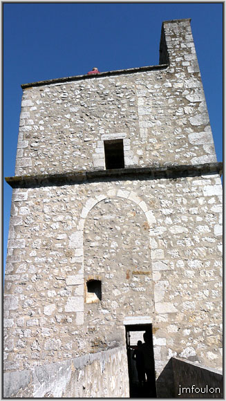 cita-195web.jpg - De plus près