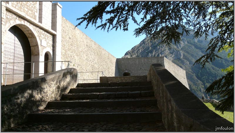 cita-11web.jpg - Montons vers la porte