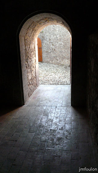 cita-18web.jpg - On ressort vers la porte charretière nord du bastion du Roy