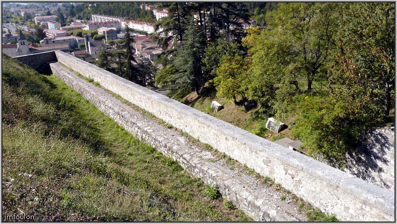 cita-24web.jpg - Courtine du rempart ouest du bastion du Roy