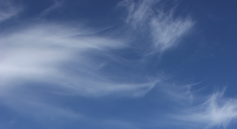 ciel-01.jpg - Sisteron - Ciel en fin de matinée