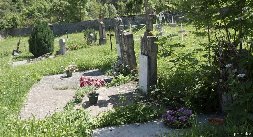 esparron-monges-107web.jpg - Esparron-la-Bâtie - Le cimetière