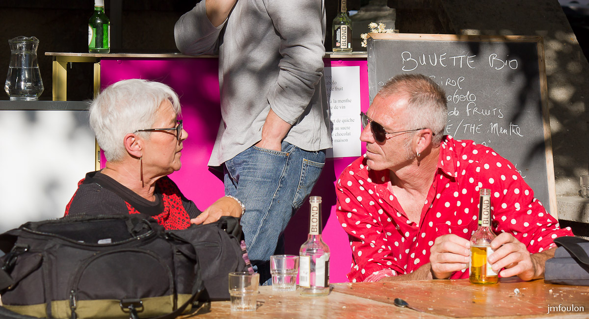 st-vincent-nature-jardin-048-2.jpg - Fête de la Nature et des Jardins - St Vincent sur Jabron - 04/05/14 - Mon ami Ber et ma compagne