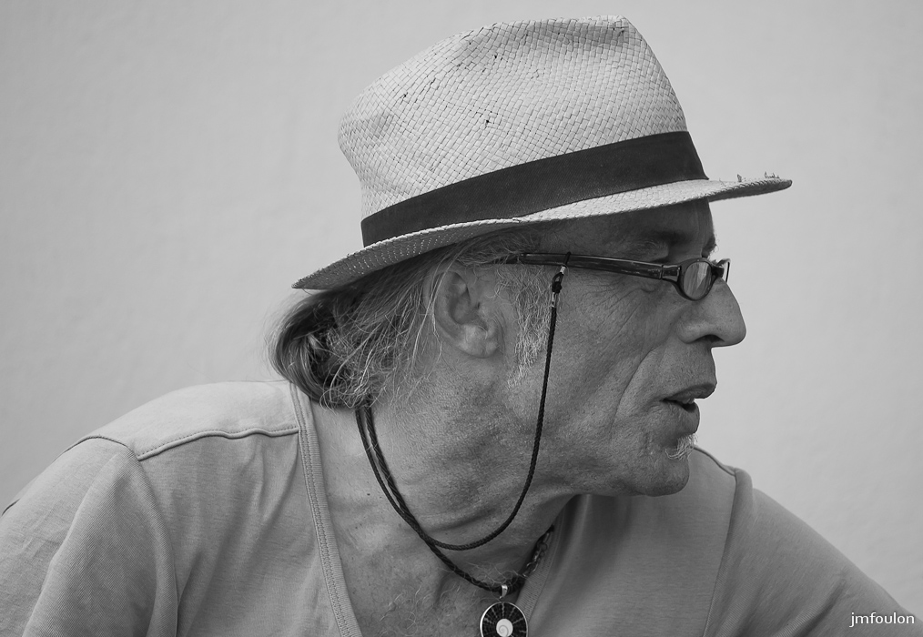 st-vincent-nature-jardin-055-2.jpg - Fête de la Nature et des Jardins - St Vincent sur Jabron - 04/05/14 - Zoumaï