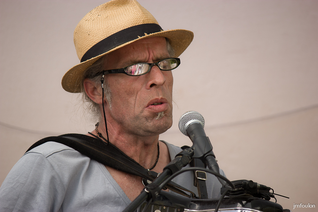 st-vincent-nature-jardin-056-2.jpg - Fête de la Nature et des Jardins - St Vincent sur Jabron - 04/05/14 - Zoumaï