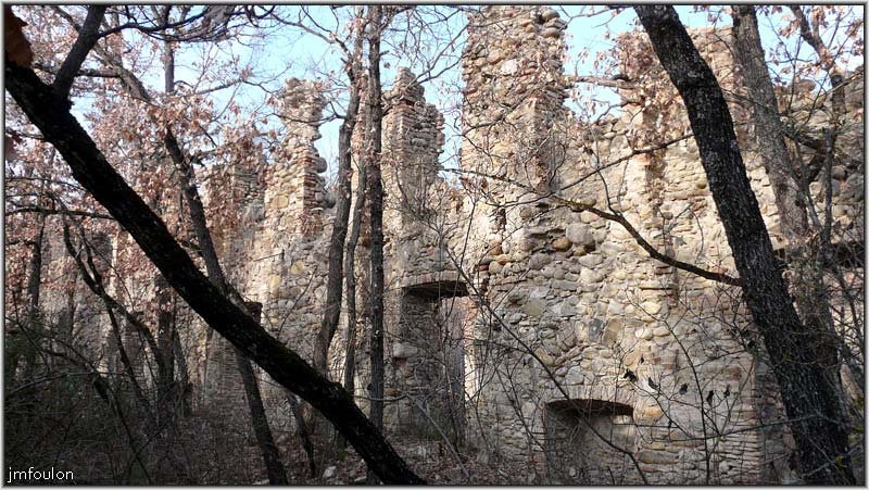 filature-14web.jpg - Nous voici à l'intérieur