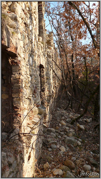 filature-27web.jpg - Vue en coupe du mur nord