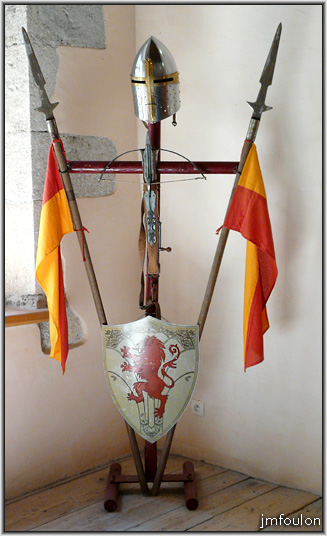 fort-queyras-190web.jpg - Fort Queyras - Exposition d'armures, armes et boucliers