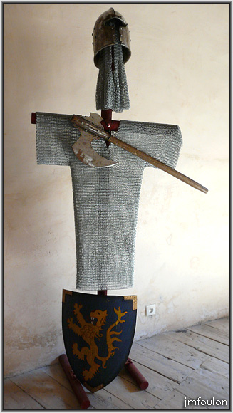 fort-queyras-191web.jpg - Fort Queyras - Exposition d'armures, armes et boucliers