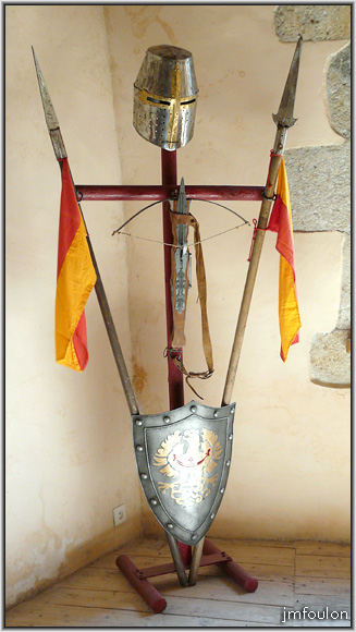 fort-queyras-192web.jpg - Fort Queyras - Exposition d'armures, armes et boucliers