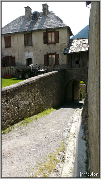 fort-queyras-60web.jpg - Fort Queyras - Nous arrivons maintenant dans la cour de l'artillerie