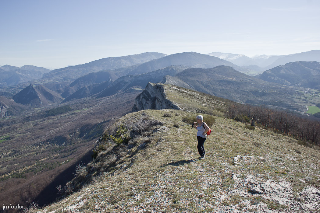 gache-016.jpg - Vue vers l'Est et la crête de Gache