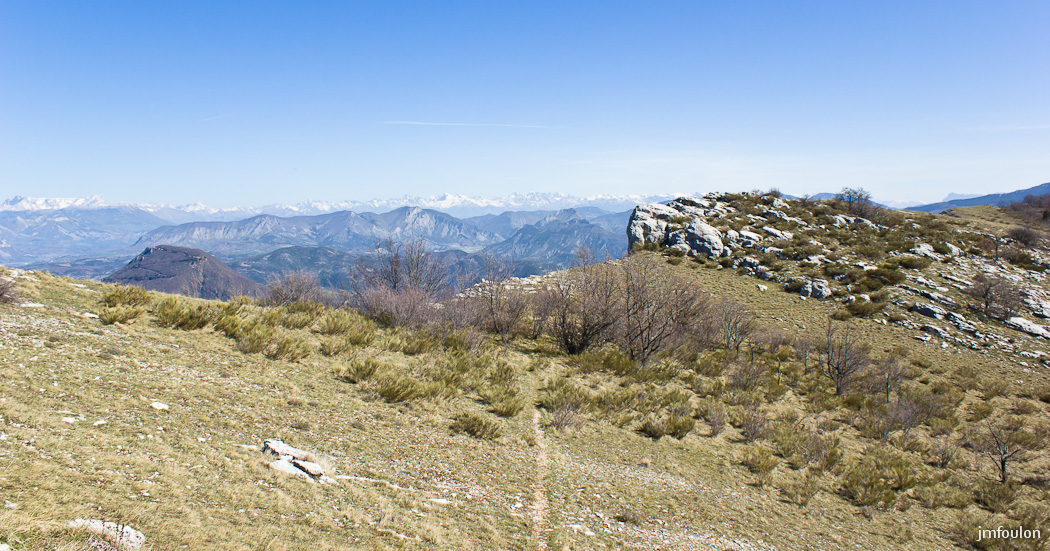 gache-029.jpg - Autre vue sur la crête que nous longeons