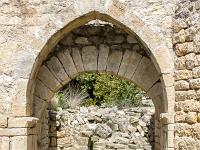 Plateau de Ganagobie  Vue sur la porte