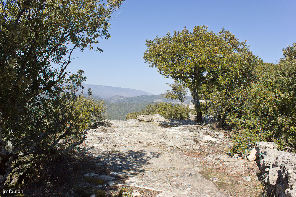 ganagobie-027-2.jpg - Vue vers le Nord