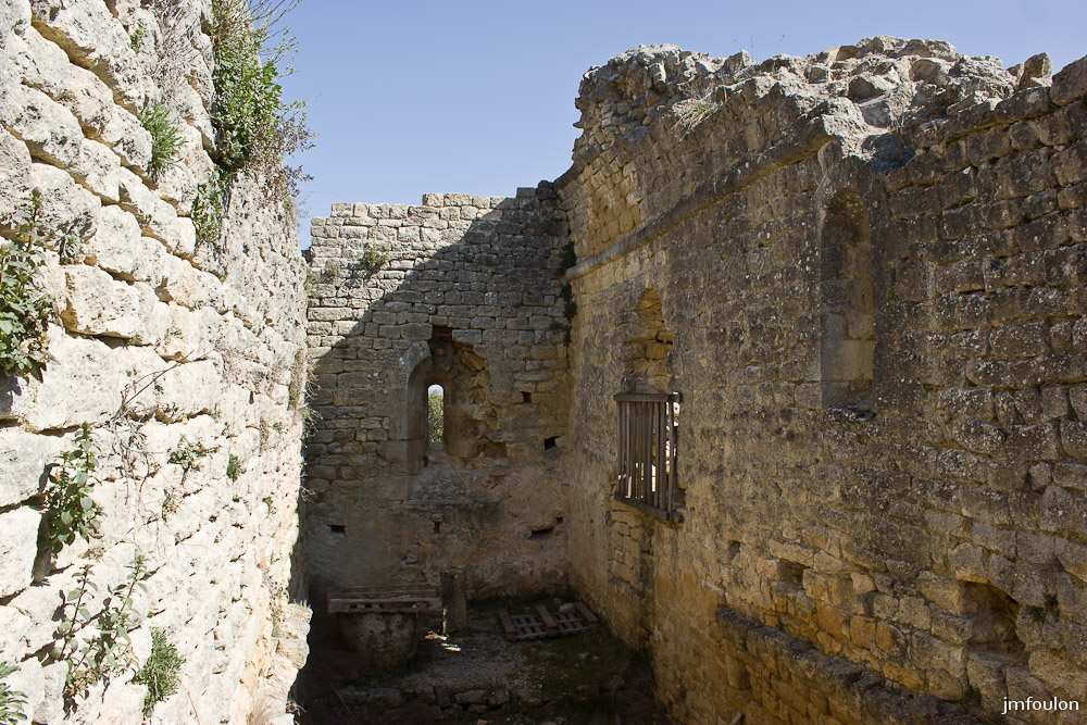 ganagobie-040-2.jpg - La salle des gardes