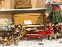 Gap - Expo en vitrine de jouets anciens