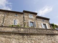 Grignan (Drôme)  Maison sur l'ancien rempart à l'Ouest du village.
